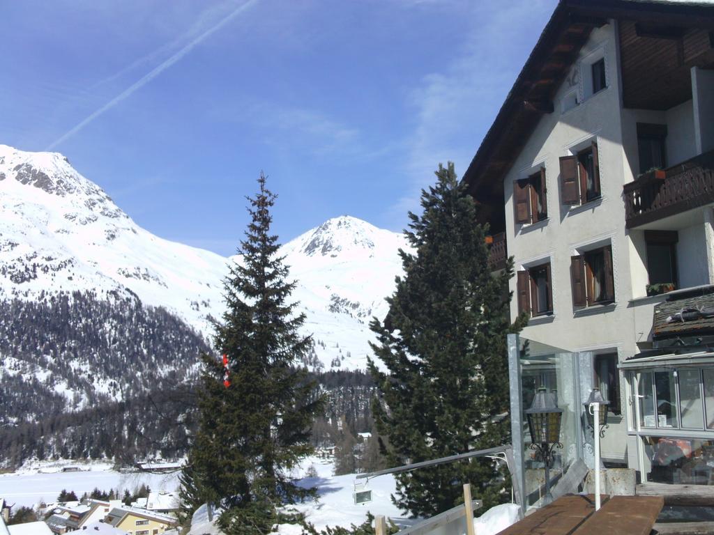 Hotel B&B Susom Surlej シルヴァプラーナ エクステリア 写真