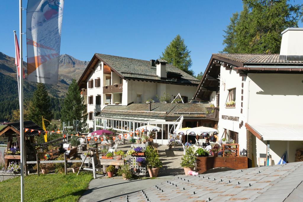 Hotel B&B Susom Surlej シルヴァプラーナ エクステリア 写真